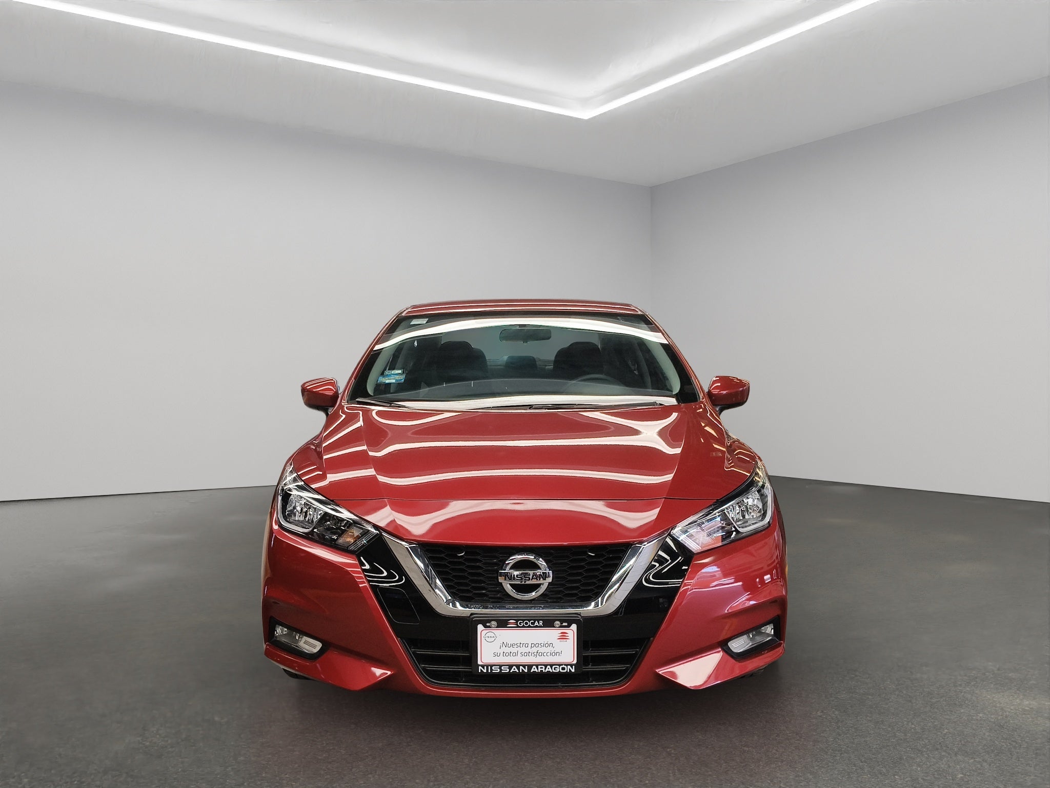 2022 Nissan Versa 4 pts. Advance, CVT, a/ac., VE, f. niebla, RA-16 (línea anterior)