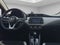 2022 Nissan Versa 4 pts. Advance, CVT, a/ac., VE, f. niebla, RA-16 (línea anterior)
