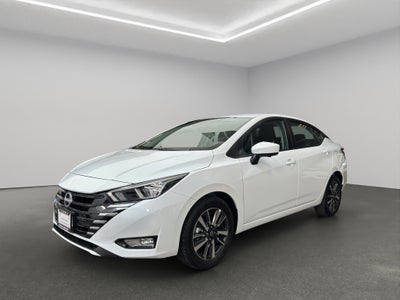 2024 Nissan Versa 4 pts. Advance, CVT, a/ac., f. niebla, RA-16