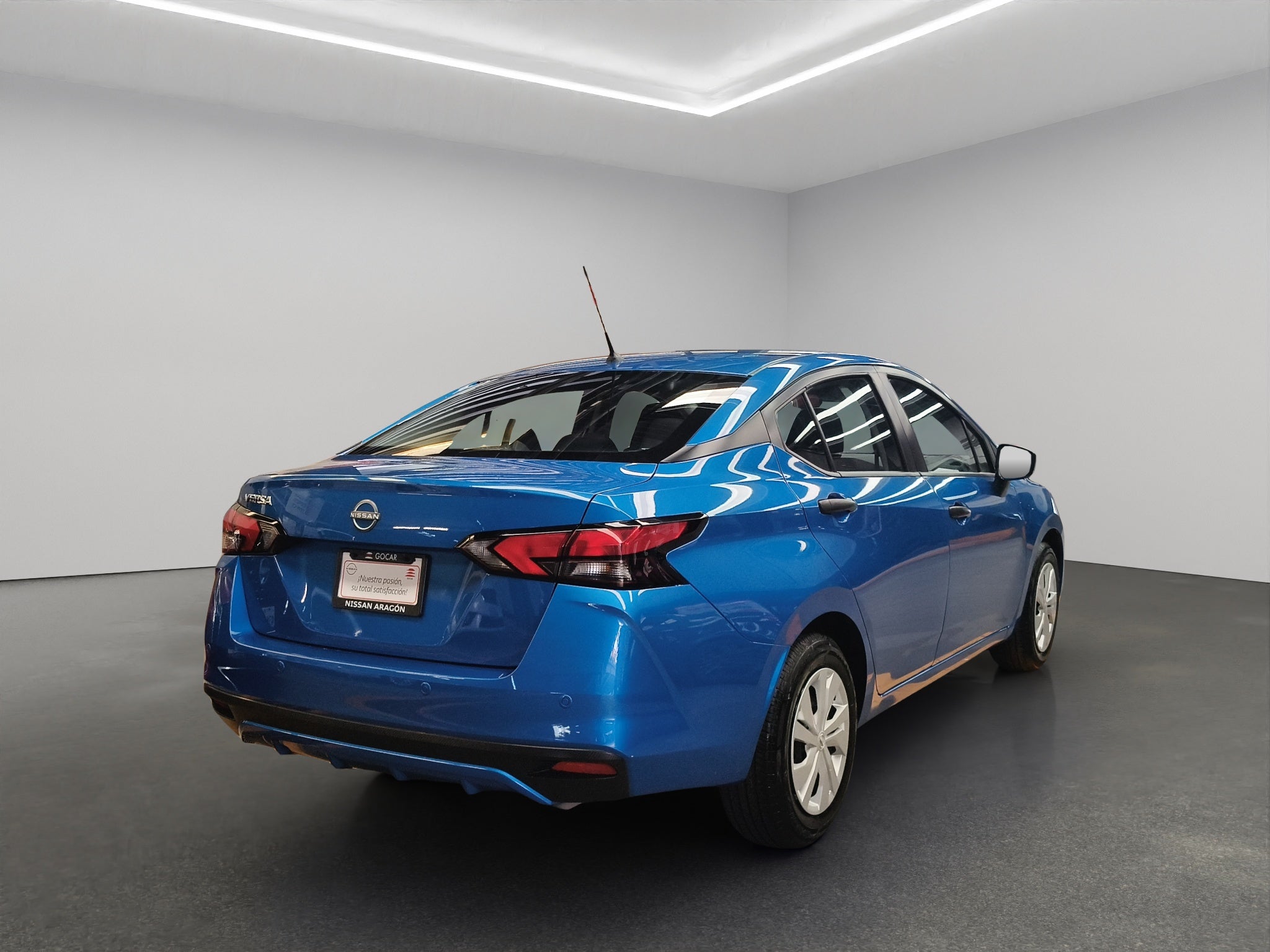 2025 Nissan Versa 4 pts. Sense, CVT, a/ac., R-15 (línea anterior)