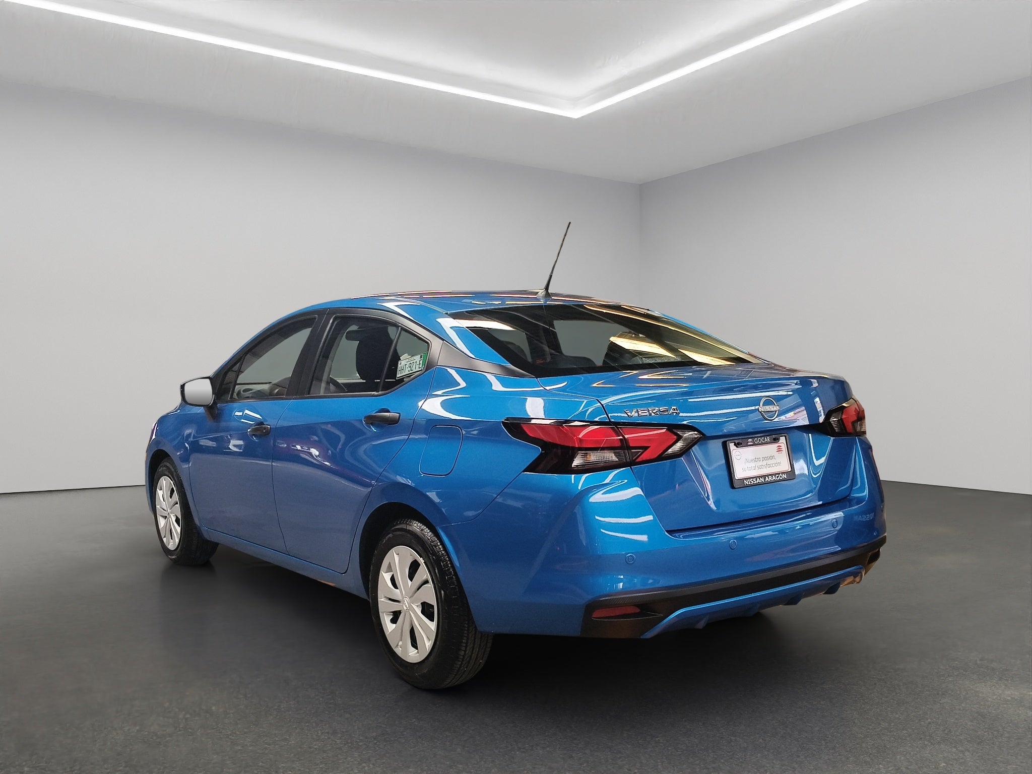 2025 Nissan Versa 4 pts. Sense, CVT, a/ac., R-15 (línea anterior)