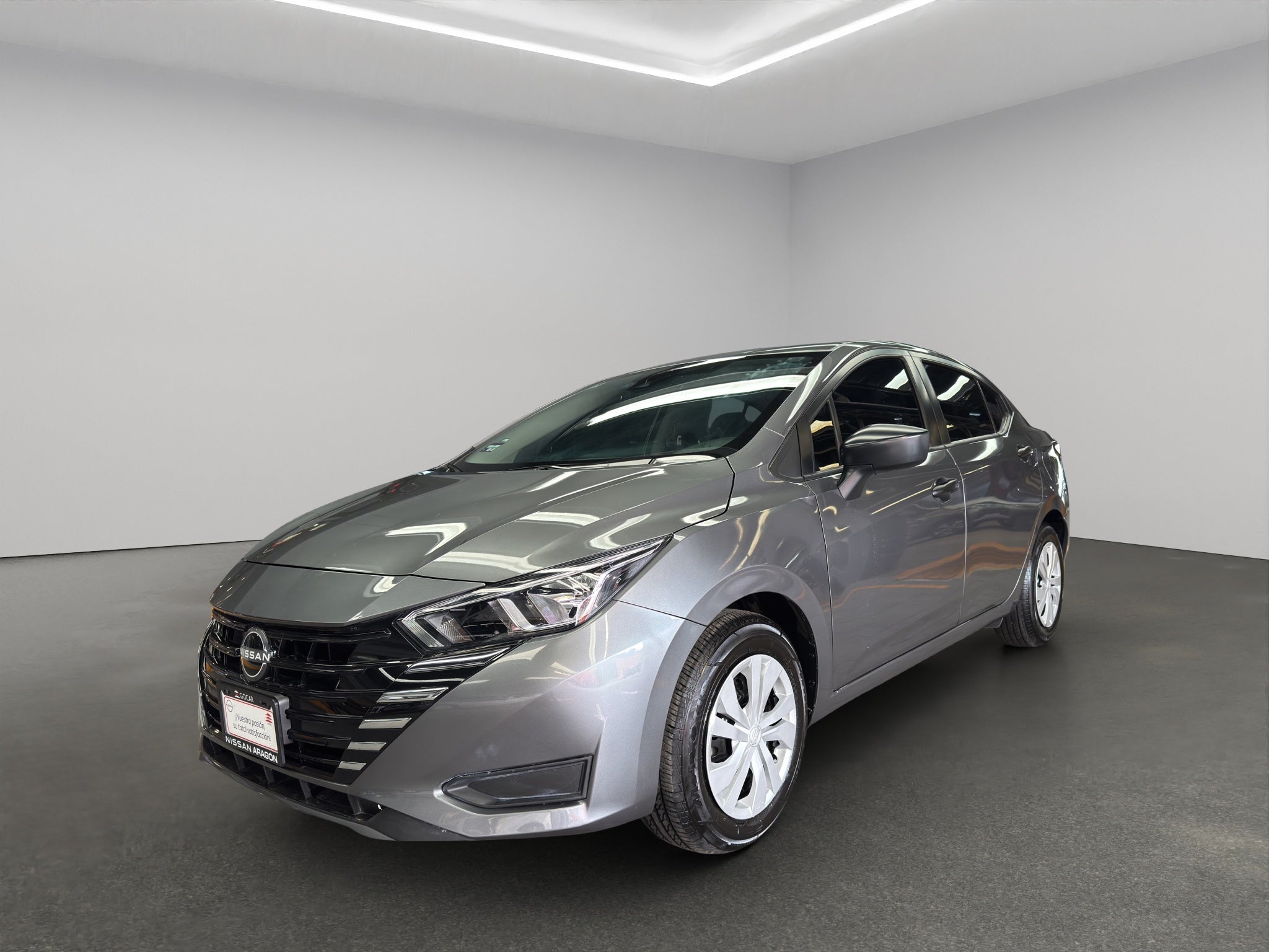 2025 Nissan Versa 4 pts. Sense, TM5, a/ac., R-15 (línea anterior)