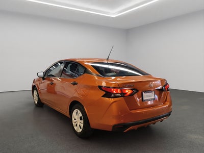 2024 Nissan Versa 4 pts. Sense, TM5, a/ac., R-15