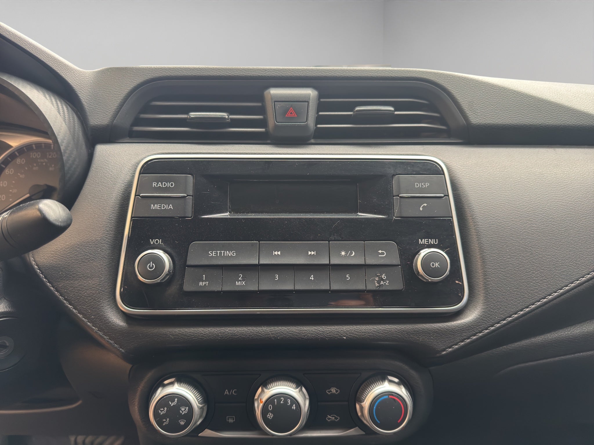 2021 Nissan Versa 4 pts. Sense, CVT, a/ac., VE, R-15