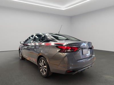 2022 Nissan Versa 4 pts. Advance, TM5, a/ac., VE, f. niebla, RA-16 (línea anterior)