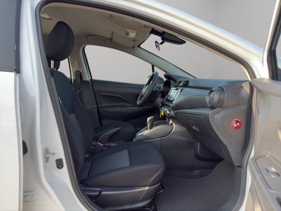 2024 Nissan Versa 4 pts. Sense, CVT, a/ac., R-15