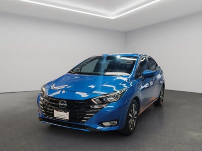2024 Nissan Versa 4 pts. Advance, CVT, a/ac., f. niebla, RA-16