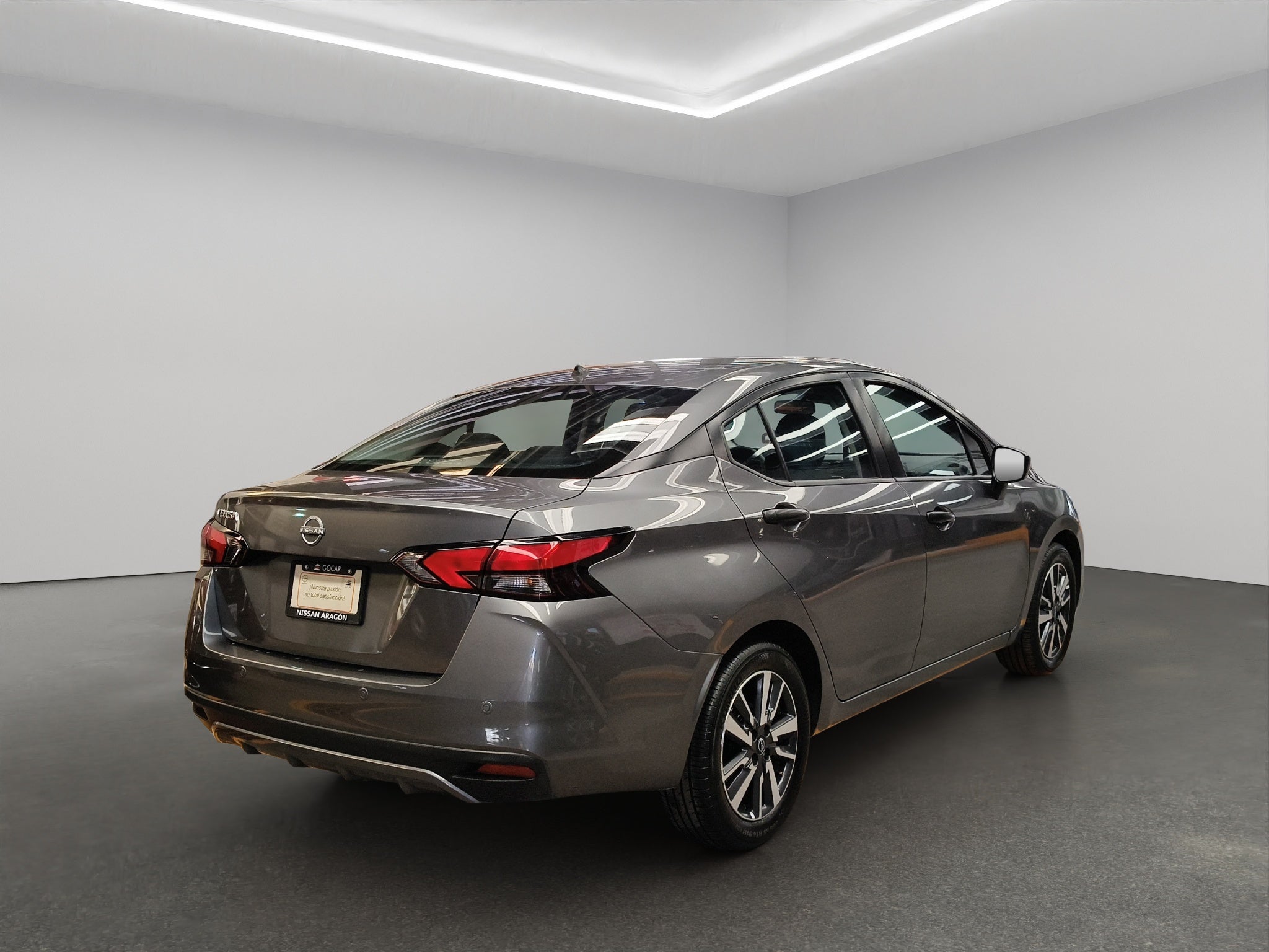 2025 Nissan Versa 4 pts. Sense, TM5, a/ac., R-15 (línea anterior)