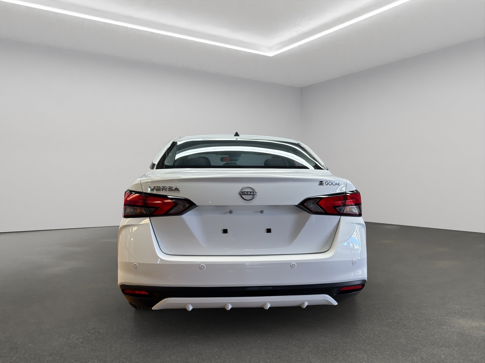 2024 Nissan Versa 4 pts. Sense, TM5, a/ac., R-15