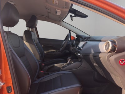 2024 Nissan Versa 4 pts. Exclusive, CVT, a/ac. Aut., piel, f. niebla, f. led, RA-17