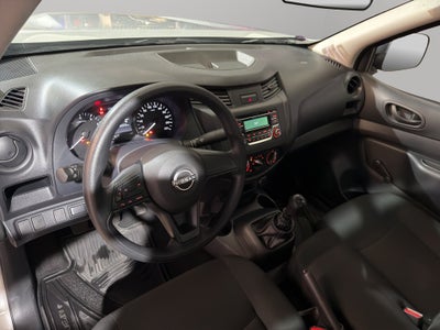 2024 Nissan Comerciales NP300 2 pts. Chas. Cab., TM6