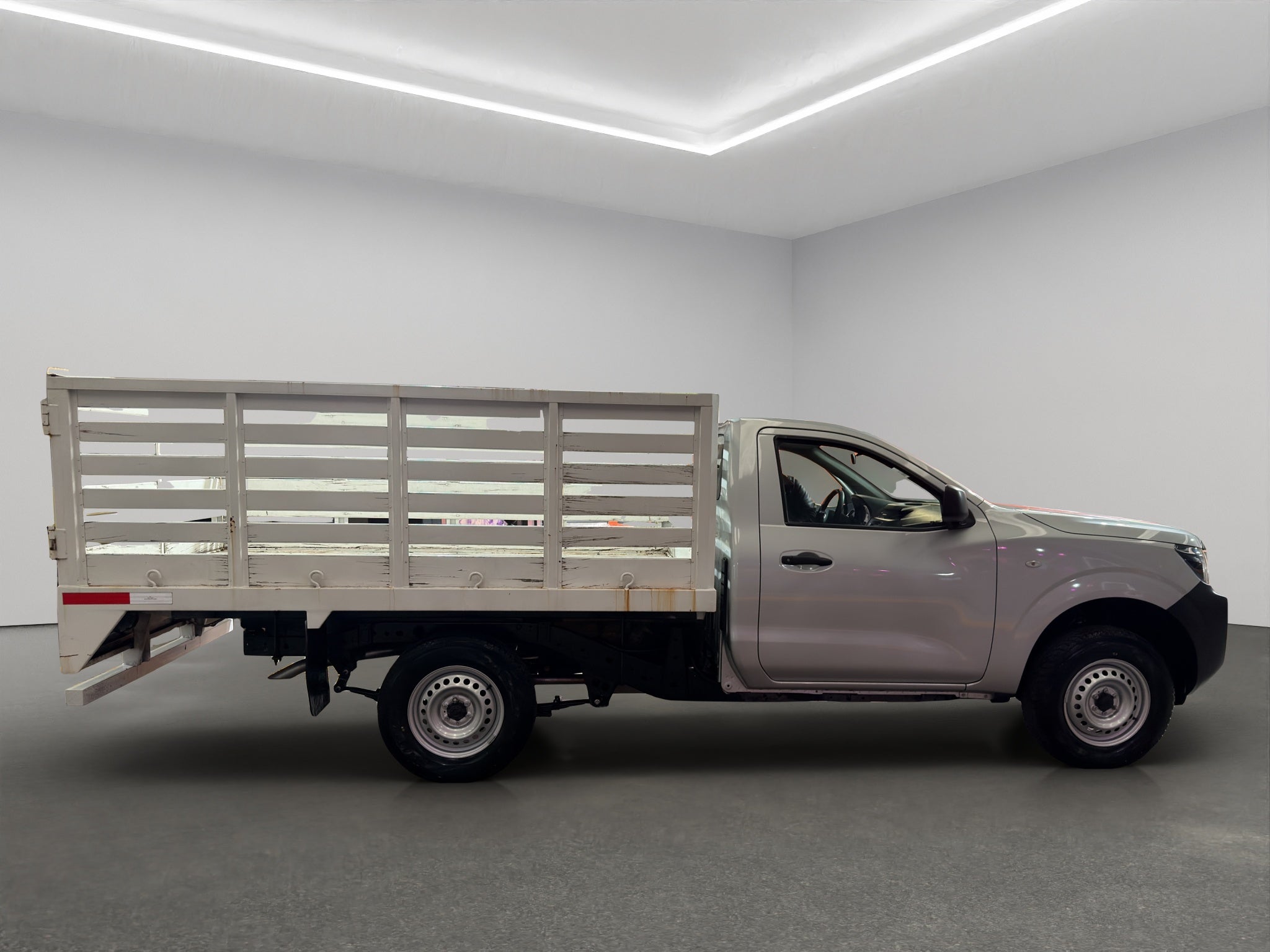 2024 Nissan Comerciales NP300 2 pts. Chas. Cab., TM6
