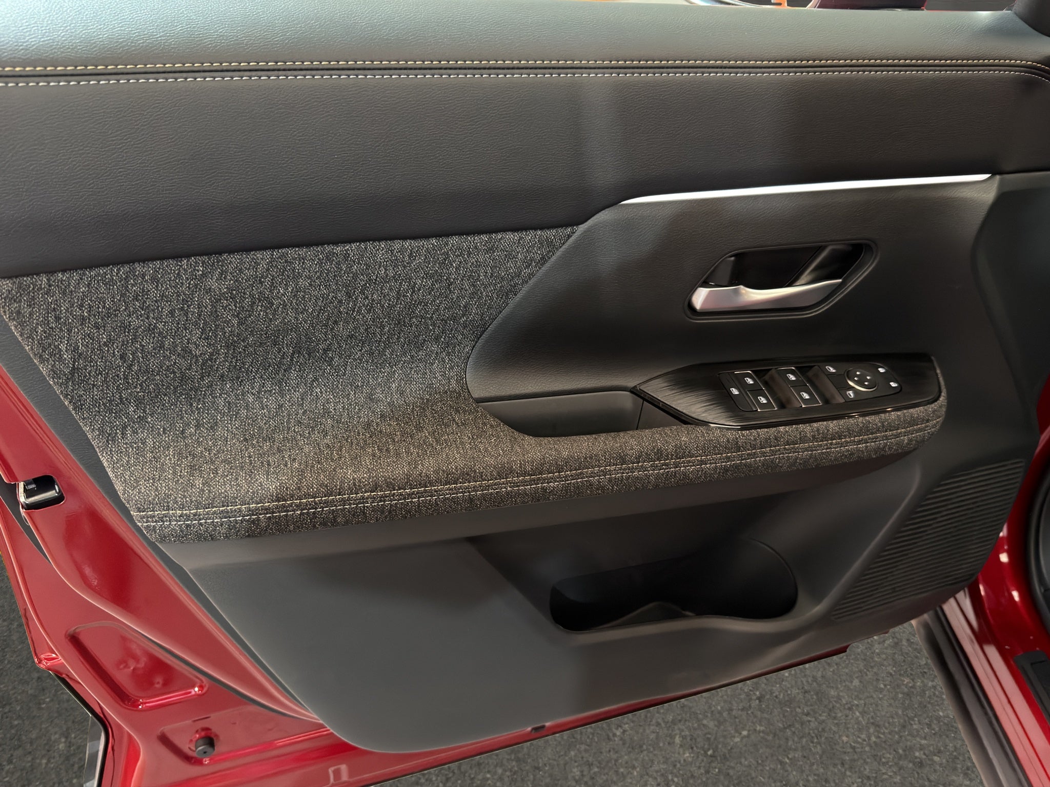 2025 Nissan Kicks VUD 5 pts. Exclusive, 2.0l, TA, pantalla touch 12