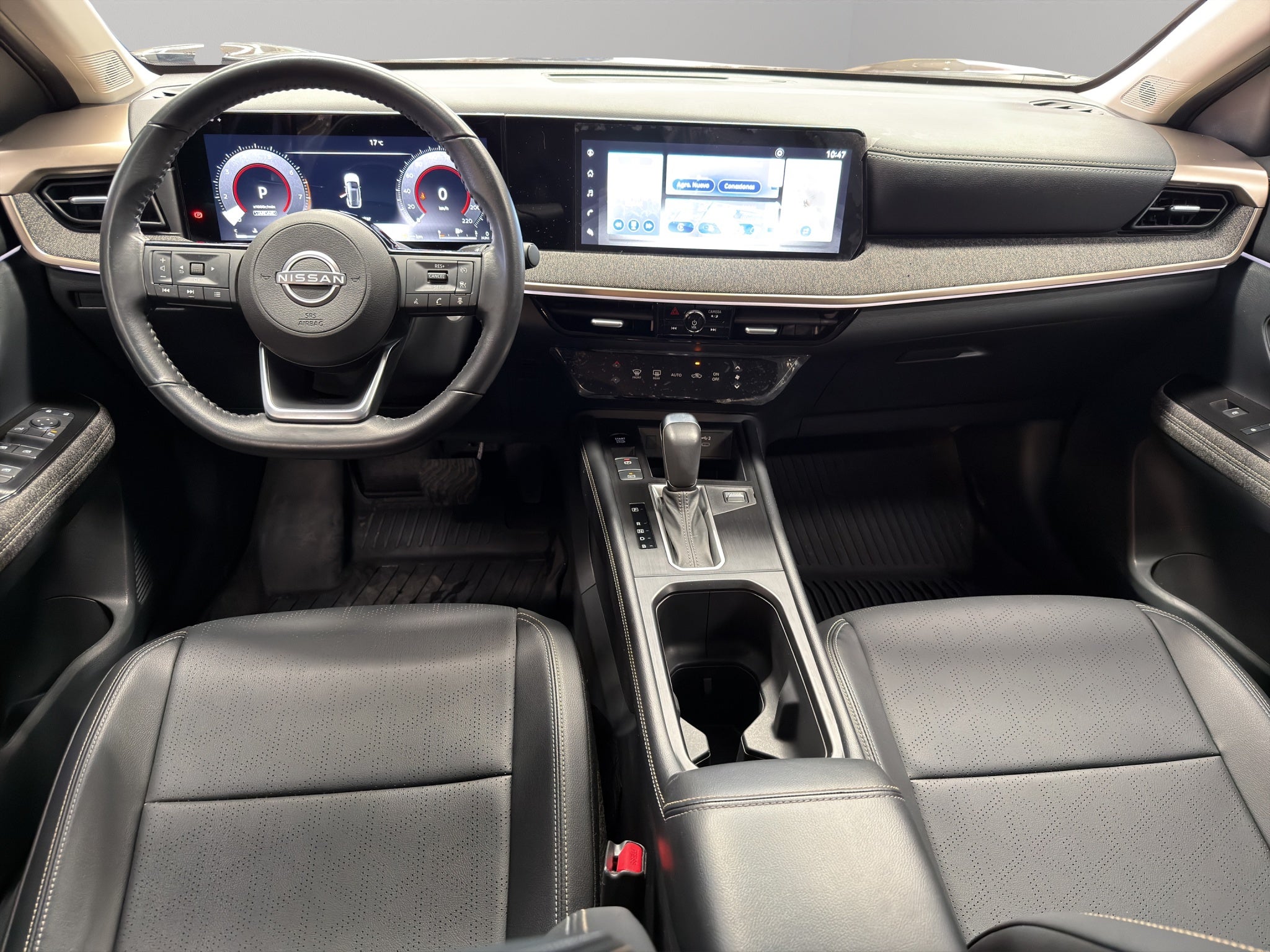 2025 Nissan Kicks VUD 5 pts. Exclusive, 2.0l, TA, pantalla touch 12