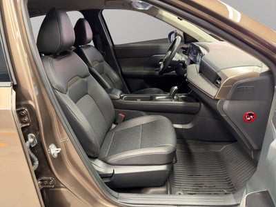 2025 Nissan Kicks VUD 5 pts. Exclusive, 2.0l, TA, pantalla touch 12