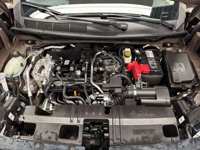 2025 Nissan Kicks VUD 5 pts. Exclusive, 2.0l, TA, pantalla touch 12