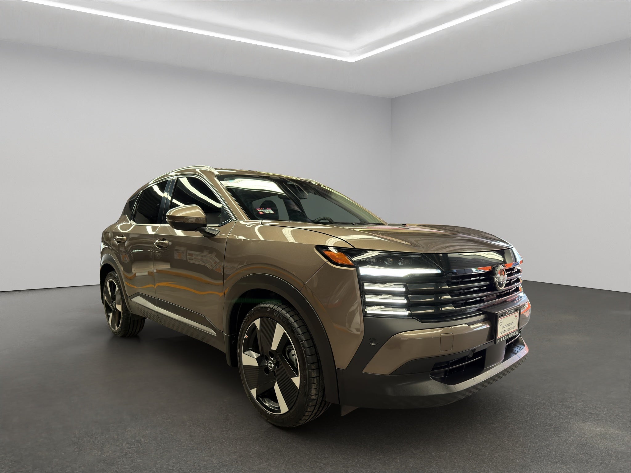 2025 Nissan Kicks VUD 5 pts. Exclusive, 2.0l, TA, pantalla touch 12