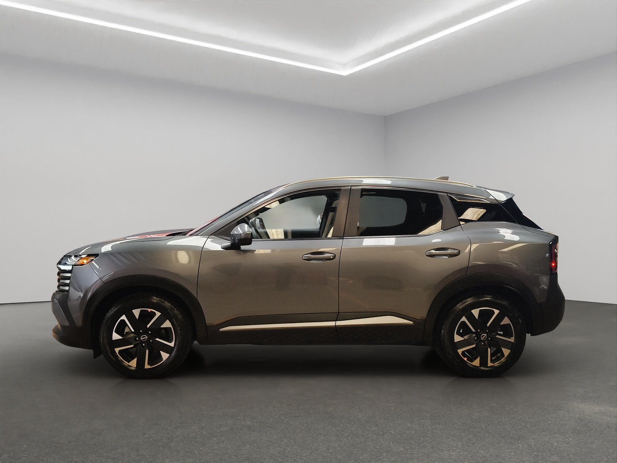2025 Nissan Kicks VUD 5 pts. Advance, 2.0l, TA, RA-17 (línea nueva)