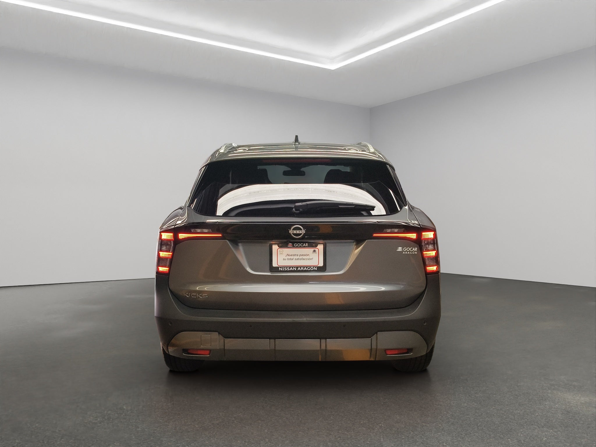 2025 Nissan Kicks VUD 5 pts. Advance, 2.0l, TA, RA-17 (línea nueva)