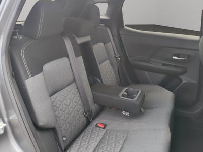 2025 Nissan Kicks VUD 5 pts. Advance, 2.0l, TA, RA-17 (línea nueva)