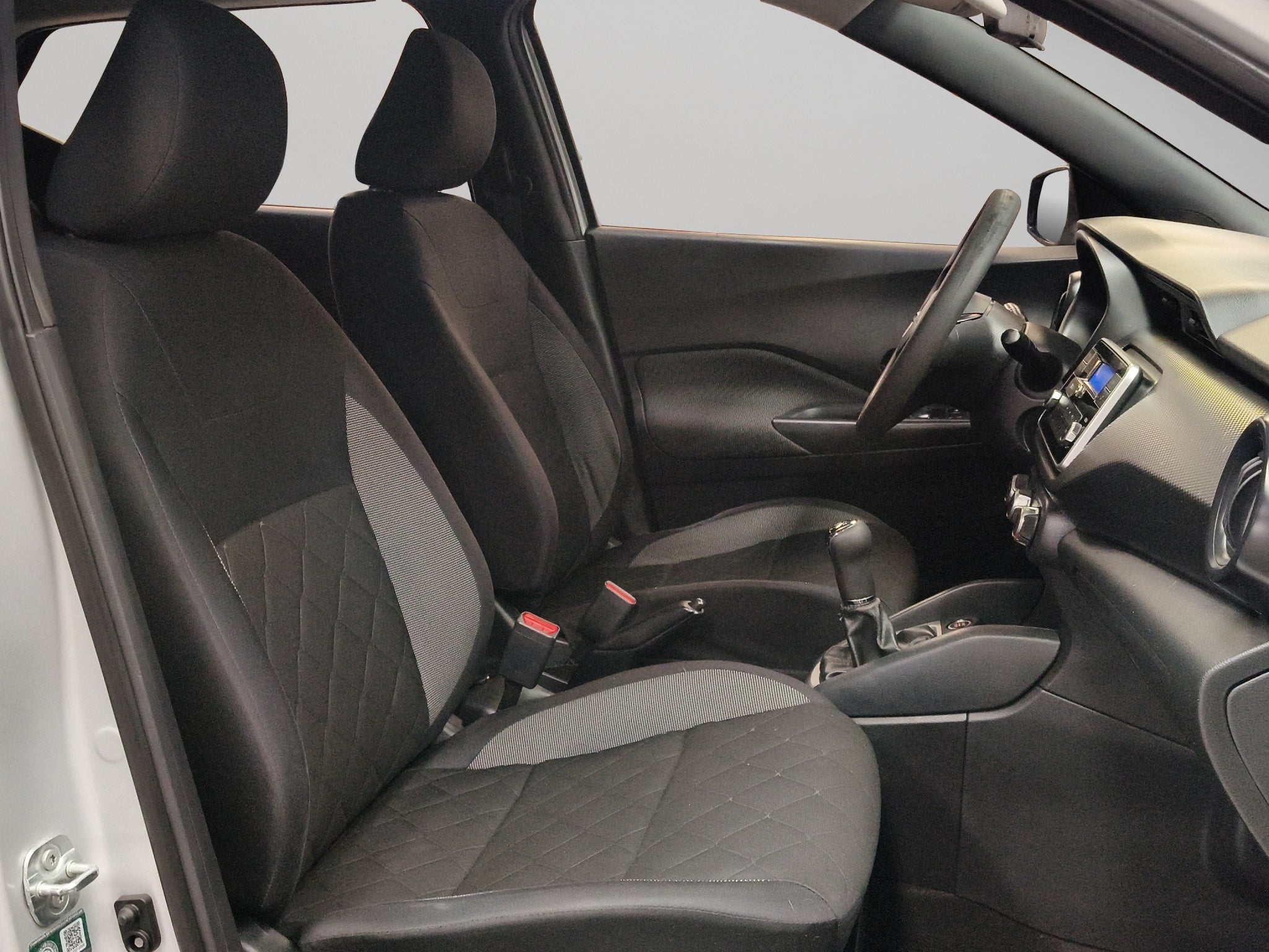 2018 Nissan Kicks VUD 5 pts. Sense, 1.6l, TM5, a/ac., VE, RA-16