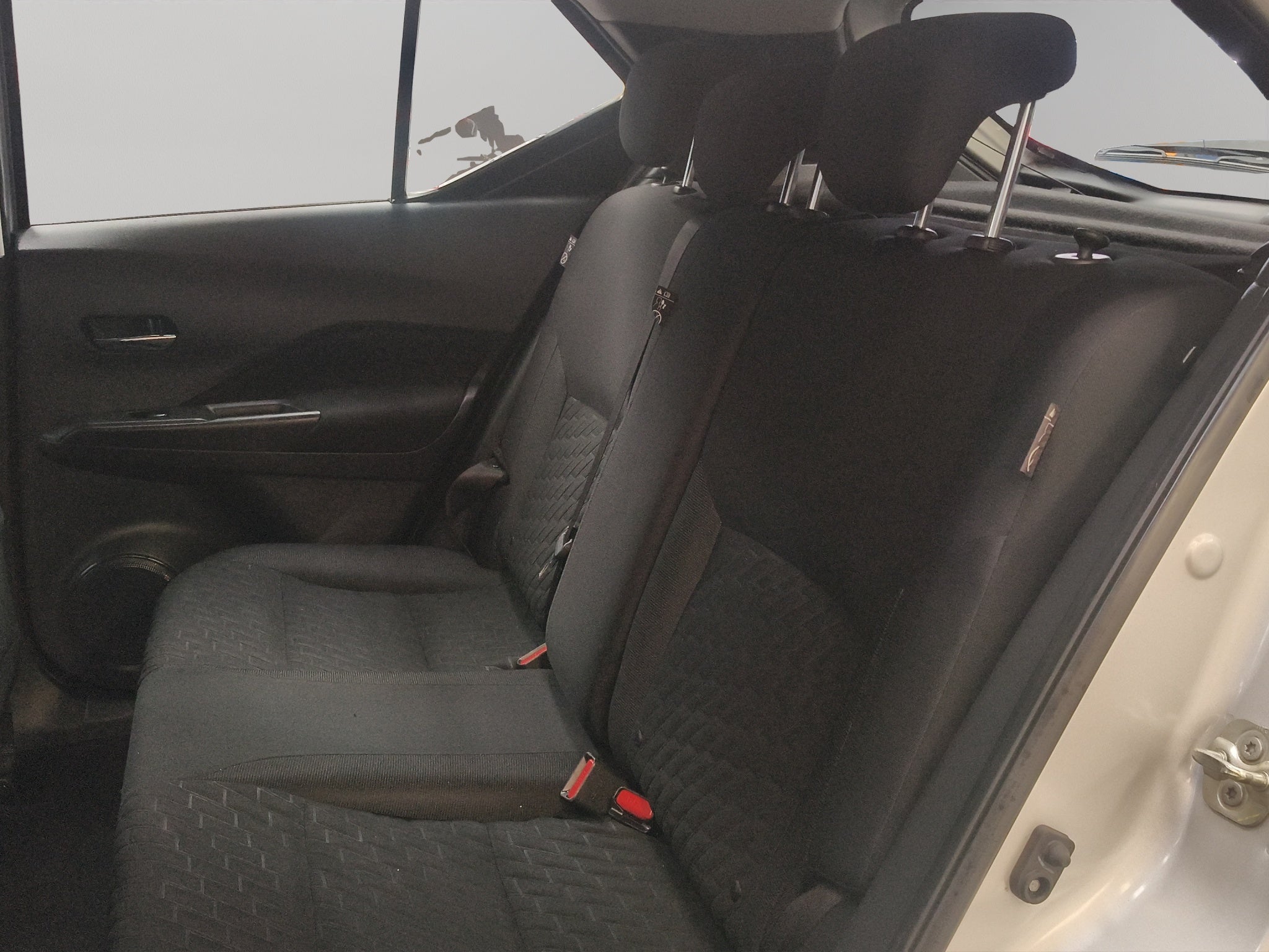 2021 Nissan Kicks VUD 5 pts. Advance, 1.6l, TM5, a/ac., VE, RA-16 (cambio de línea)
