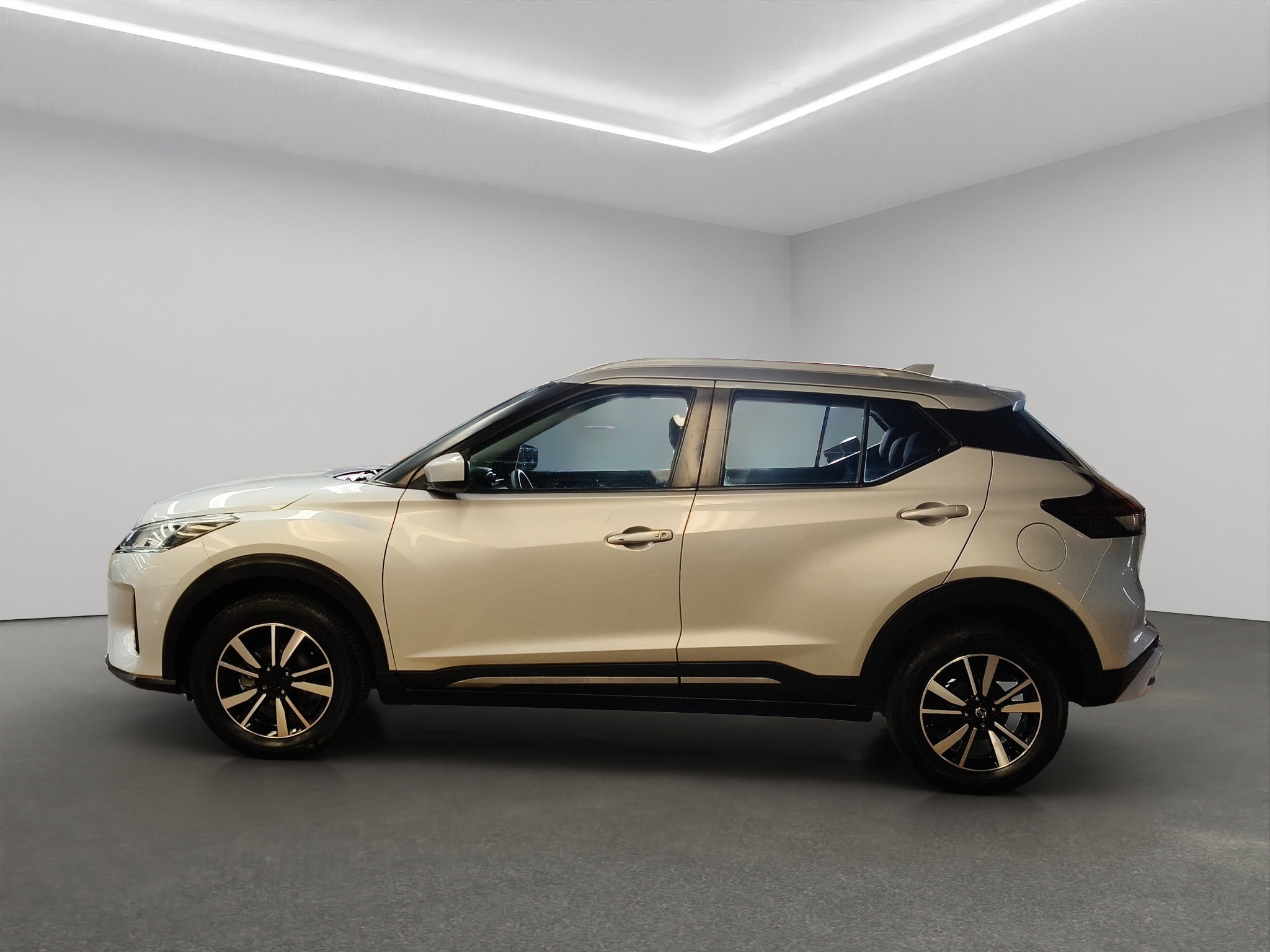 2021 Nissan Kicks VUD 5 pts. Advance, 1.6l, TM5, a/ac., VE, RA-16 (cambio de línea)