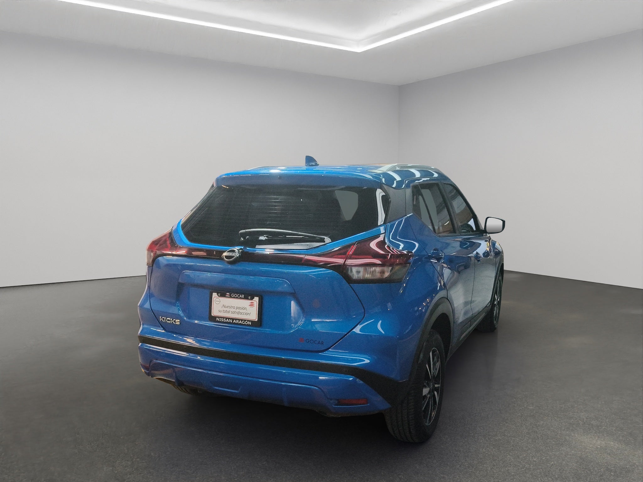 2024 Nissan Kicks VUD 5 pts. Advance, 1.6l, TM5, a/ac., VE, RA-16 (línea anterior)