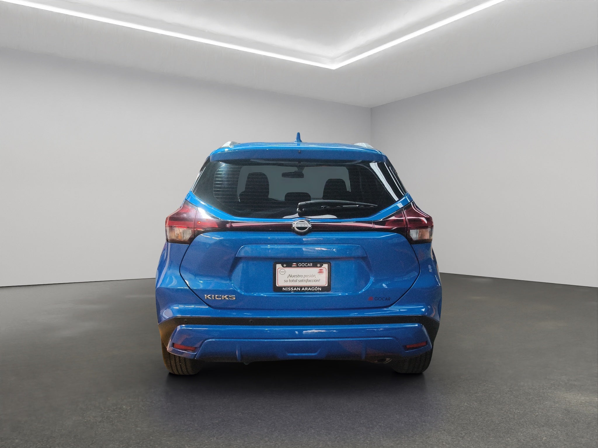 2024 Nissan Kicks VUD 5 pts. Advance, 1.6l, TM5, a/ac., VE, RA-16 (línea anterior)