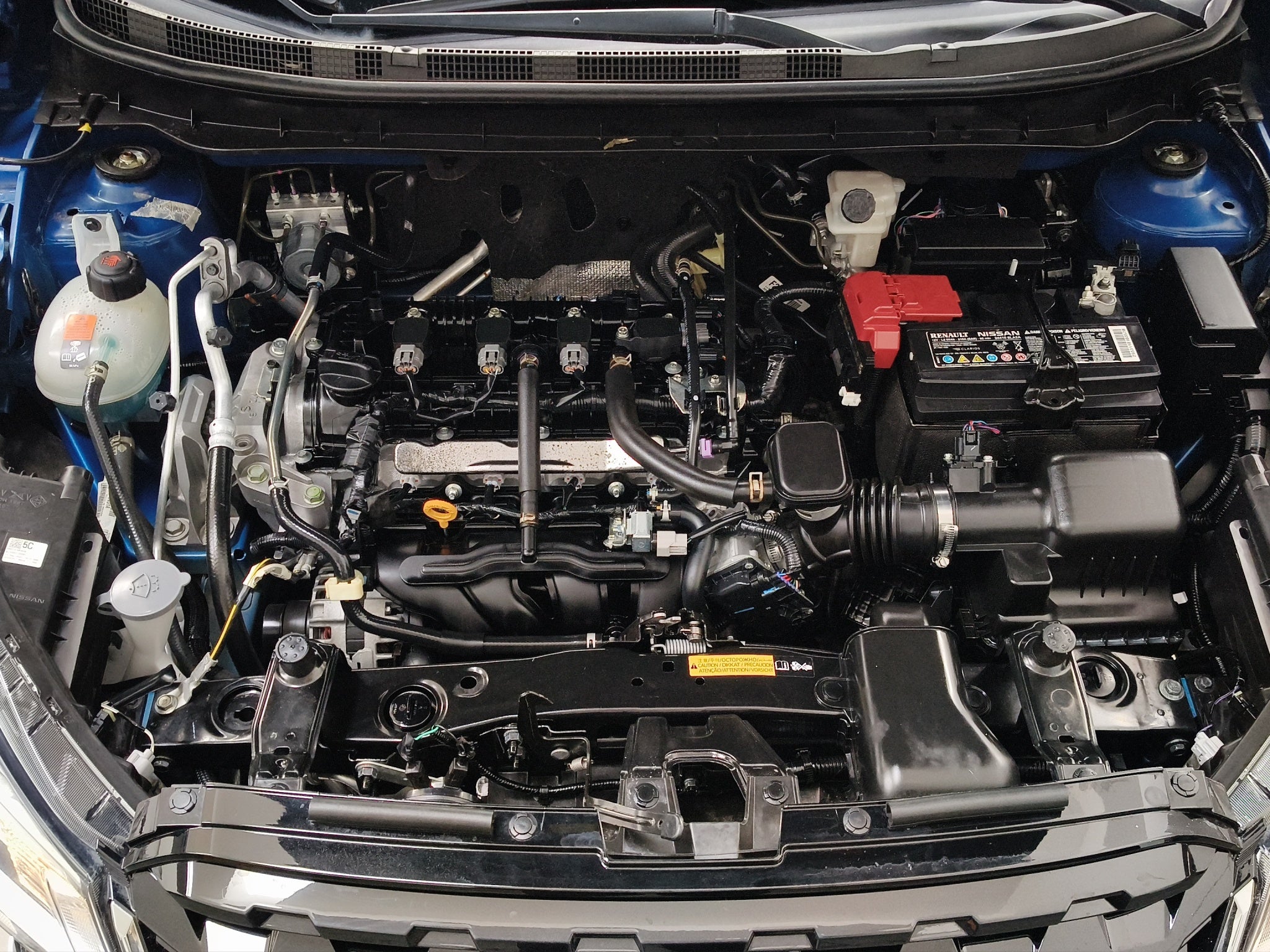 2024 Nissan Kicks VUD 4 pts. Advance, 1.6l, CVT, a/ac., VE, RA-16 (línea anterior)