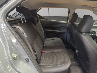 2025 Nissan Kicks VUD 5 pts. Play Advance, 1.6l, CVT, RA-17 (línea nueva)