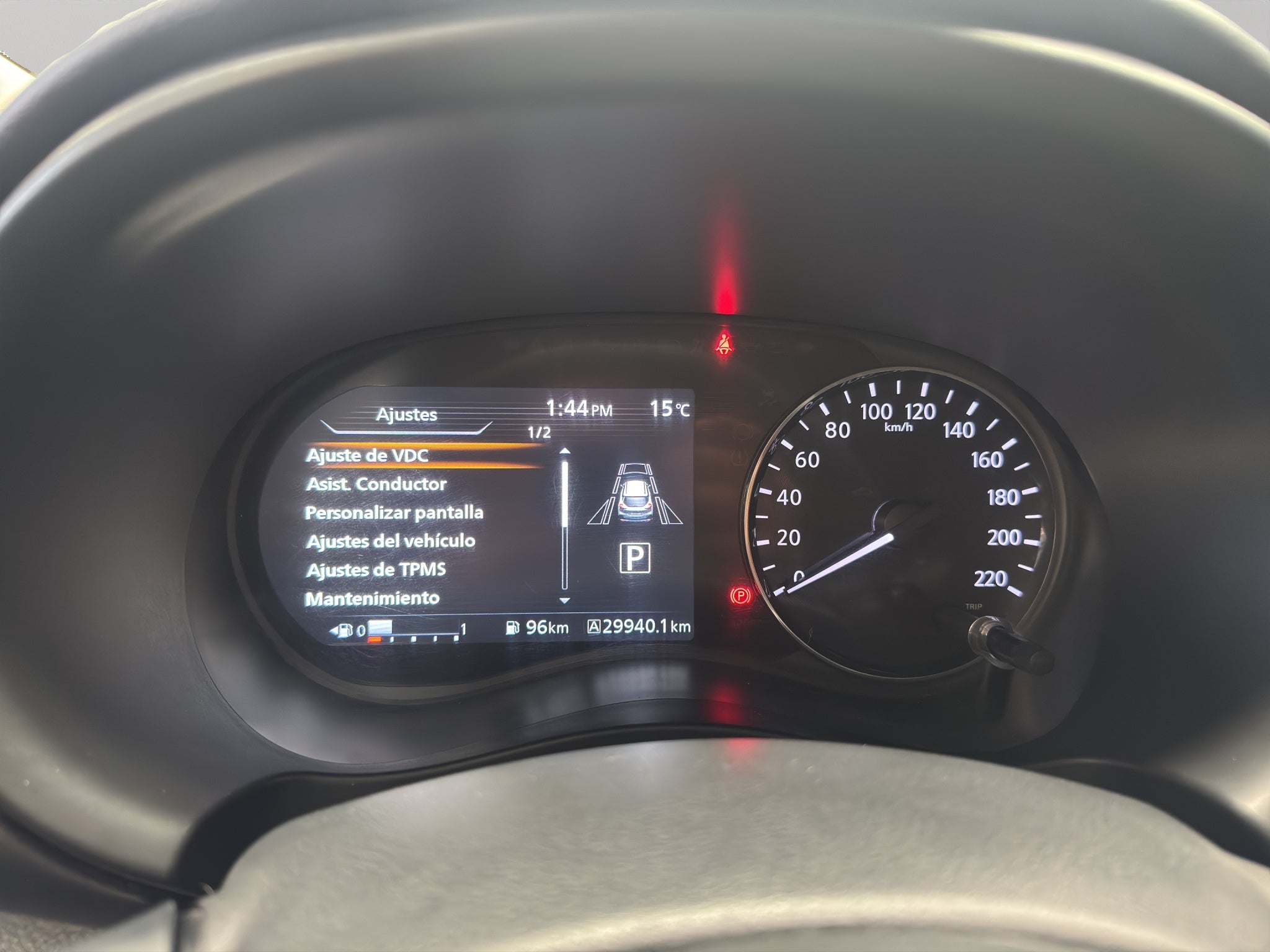 2022 Nissan Kicks VUD 5 pts. Platinum, 1.6l, TA, a/ac. Aut., piel, GPS, RA-18