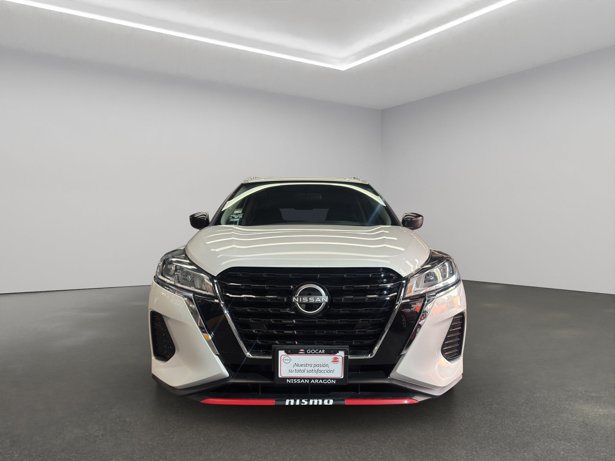 2024 Nissan Kicks VUD 5 pts. Advance, 1.6l, TM5, a/ac., VE, RA-16 (línea anterior)