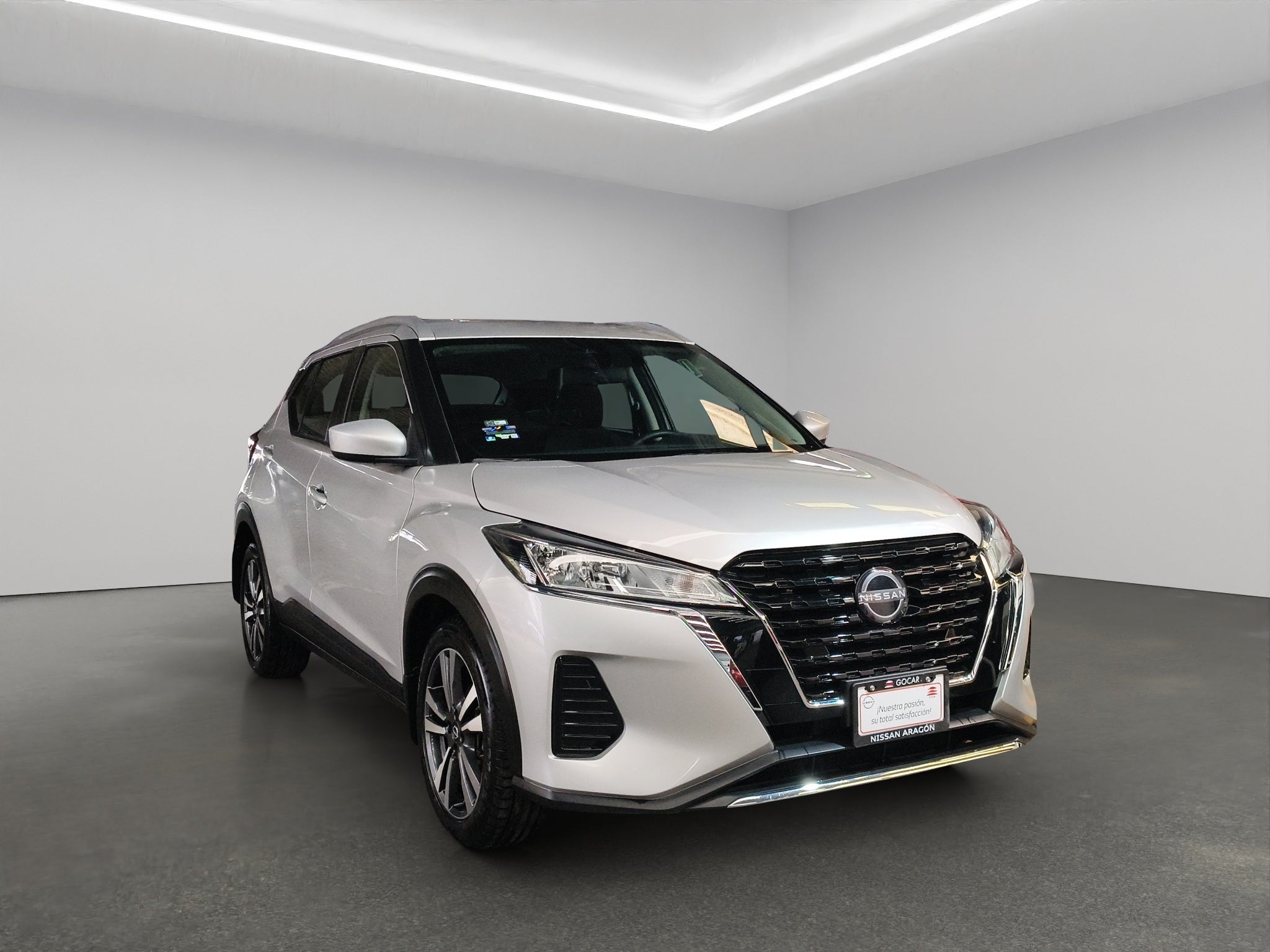2025 Nissan Kicks VUD 5 pts. Play Advance, 1.6l, CVT, RA-17 (línea nueva)