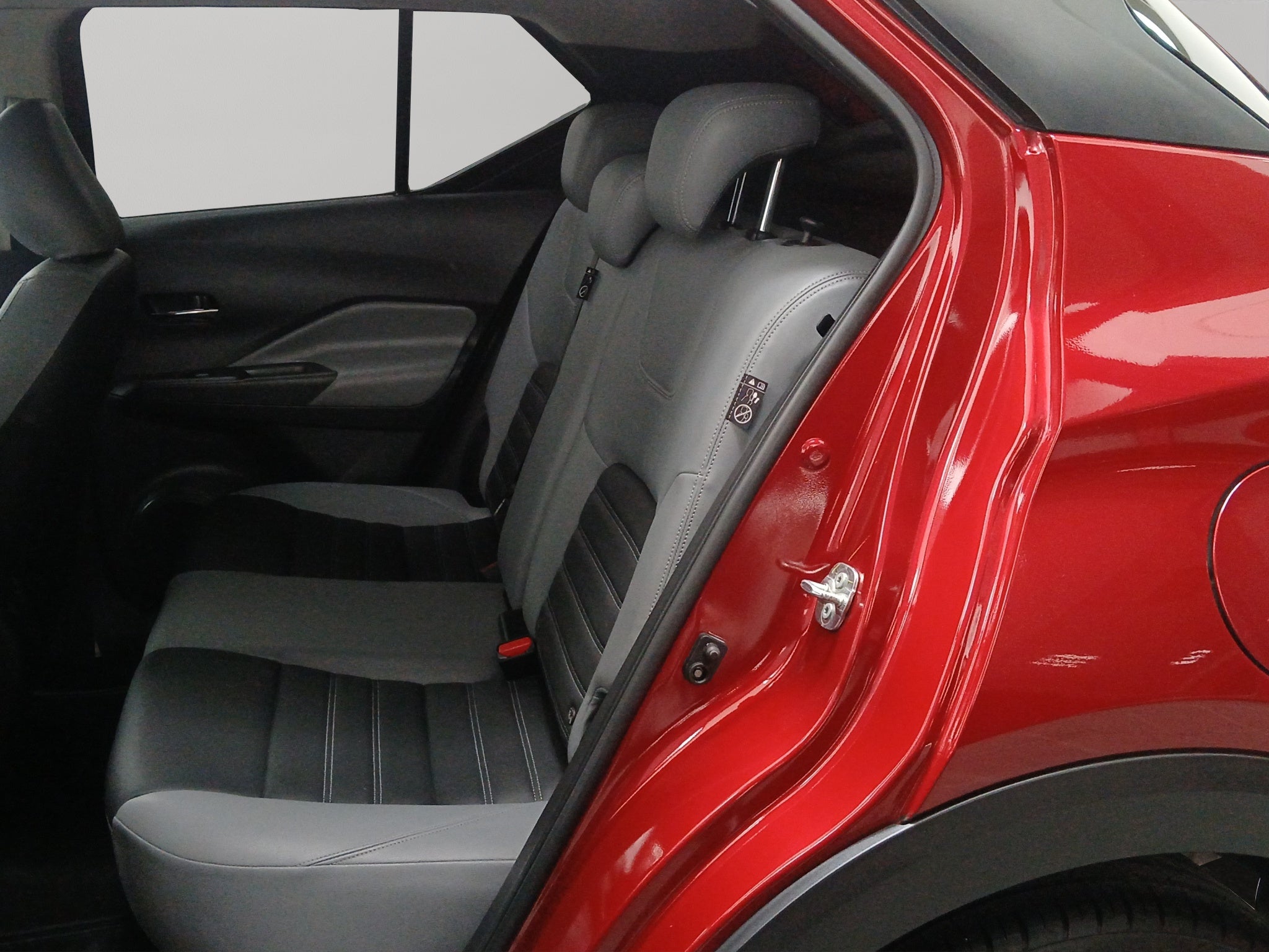 2023 Nissan Kicks VUD 5 pts. Exclusive, 1.6l, TA, a/ac. Aut., piel, GPS, RA-17