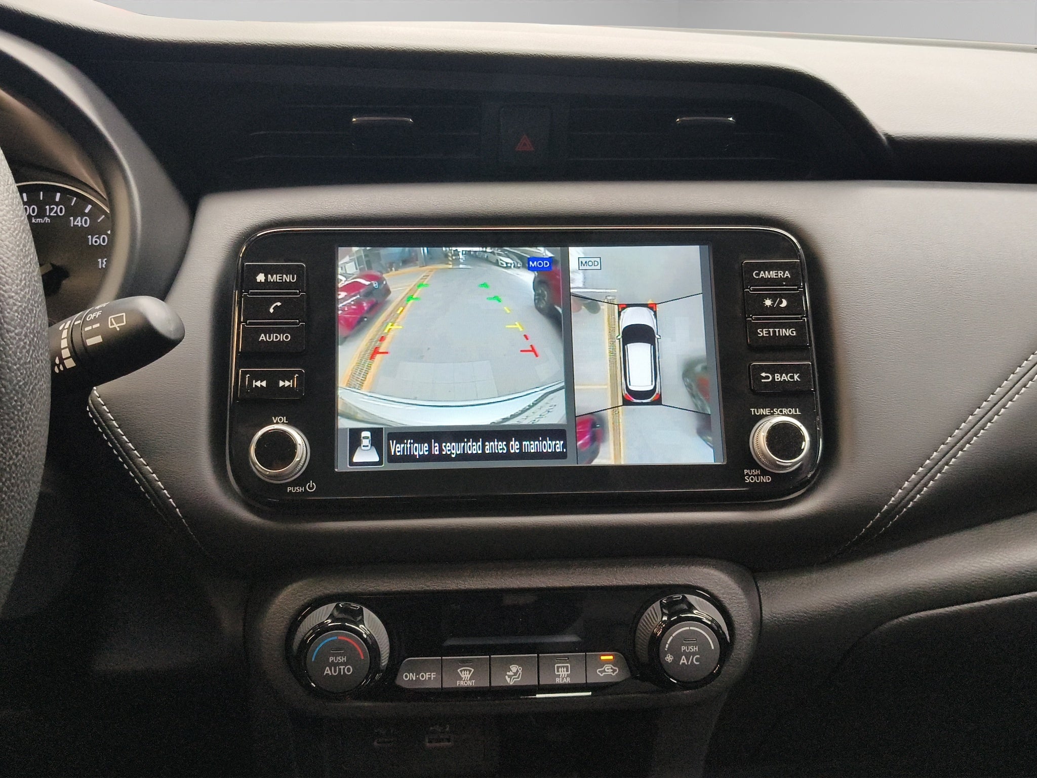 2023 Nissan Kicks VUD 5 pts. Platinum, 1.6l, TA, a/ac. Aut., piel, GPS, RA-18