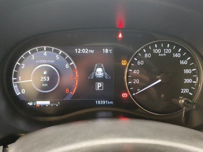 2023 Nissan Kicks VUD 5 pts. Platinum, 1.6l, TA, a/ac. Aut., piel, GPS, RA-18