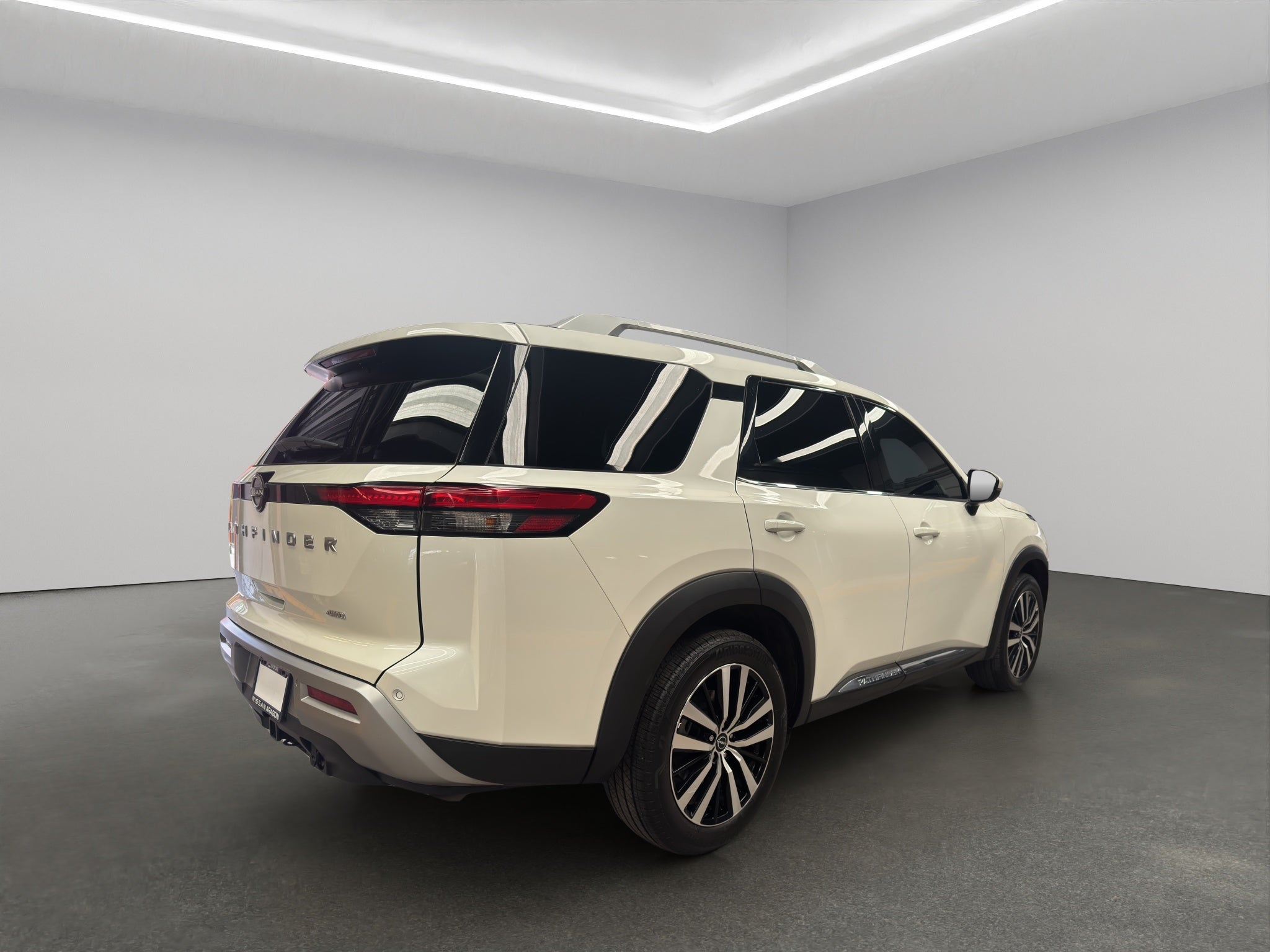 2024 Nissan Pathfinder VUD 5 pts. Platinum, 3.5l, TA, piel premium, RA-20, 4x4
