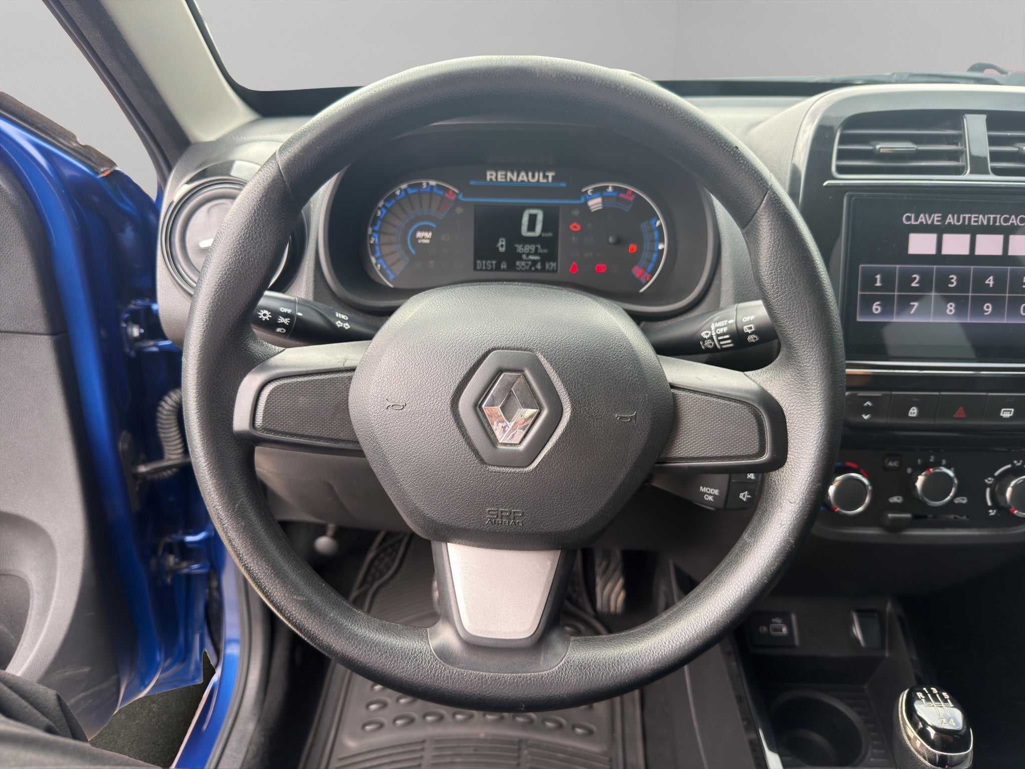2024 Renault Kwid 5 pts. HB Bitono, TM5, a/ac., pantalla touch 8