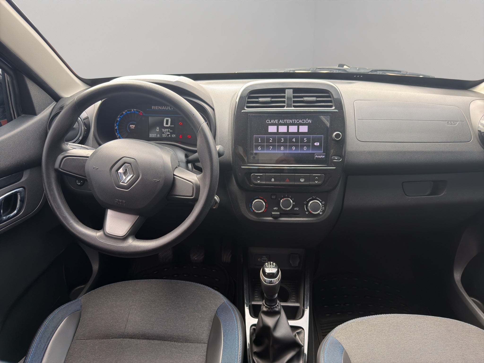 2024 Renault Kwid 5 pts. HB Bitono, TM5, a/ac., pantalla touch 8