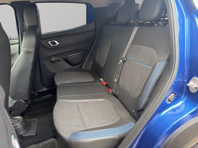 2024 Renault Kwid 5 pts. HB Bitono, TM5, a/ac., pantalla touch 8