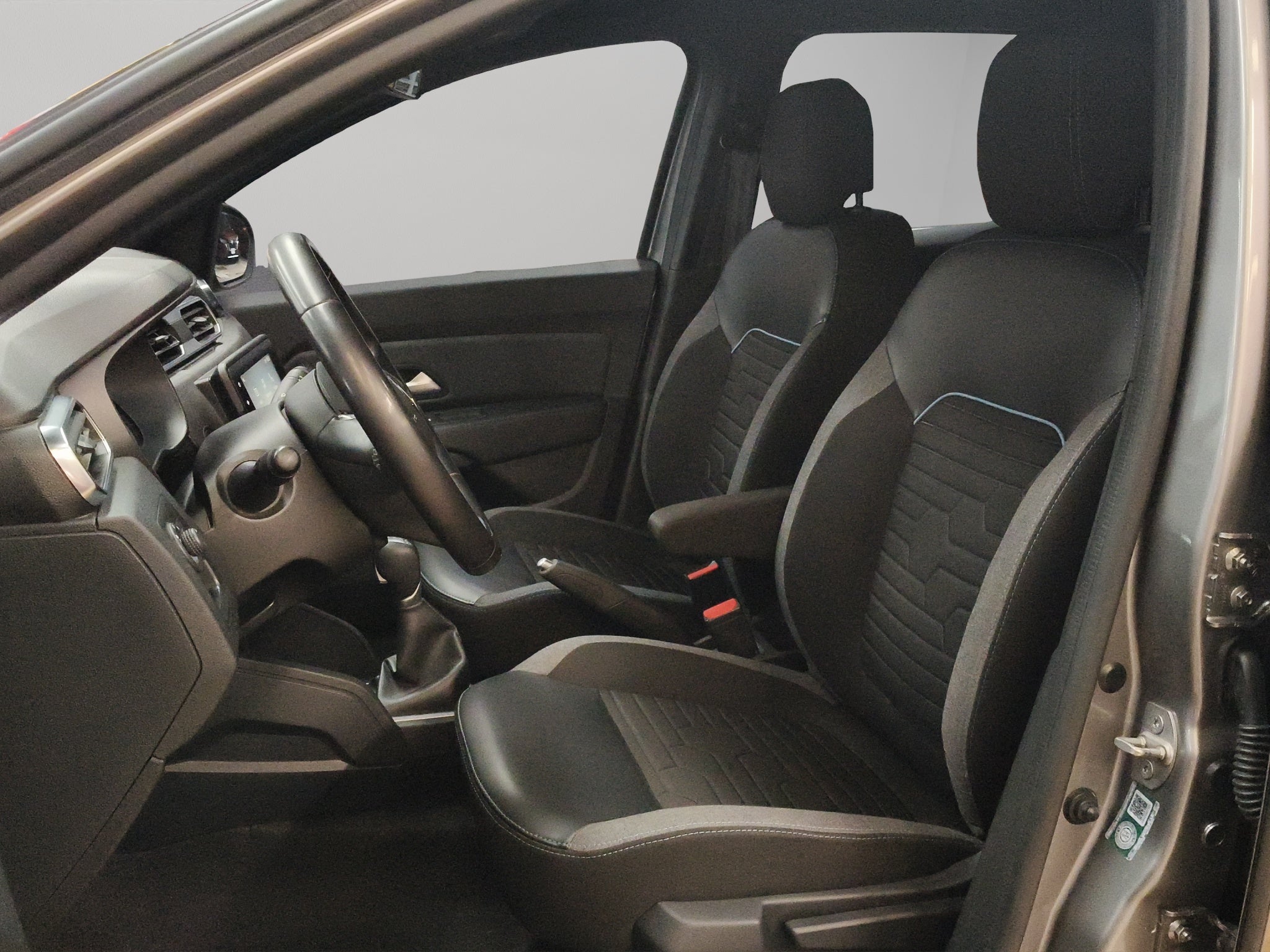 2024 Renault Duster VUD 5 pts. Iconic, 1.3T, TA, a/ac. Aut., botón encend., RA-17