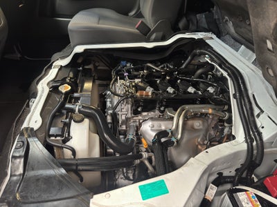 2024 Nissan Comerciales Urvan Panel 4 pts. Amplia, TM5, a/ac.