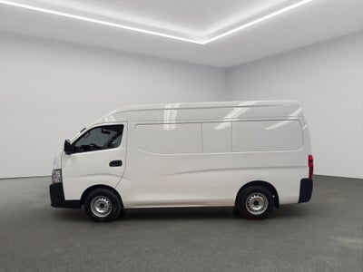 2024 Nissan Comerciales Urvan Panel 4 pts. Amplia, TM5, a/ac.