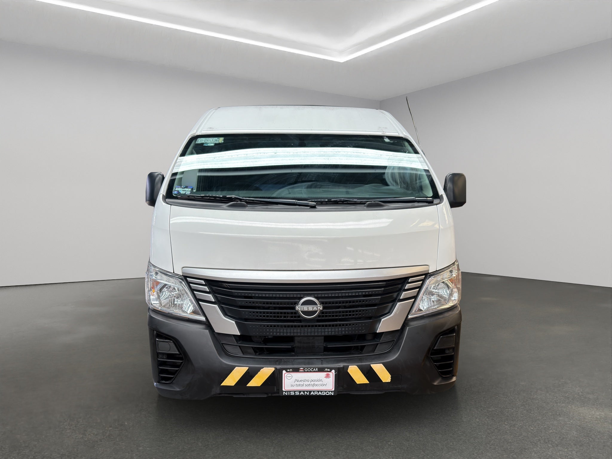 2024 Nissan Comerciales Urvan Panel 4 pts. Amplia, TM5, a/ac.
