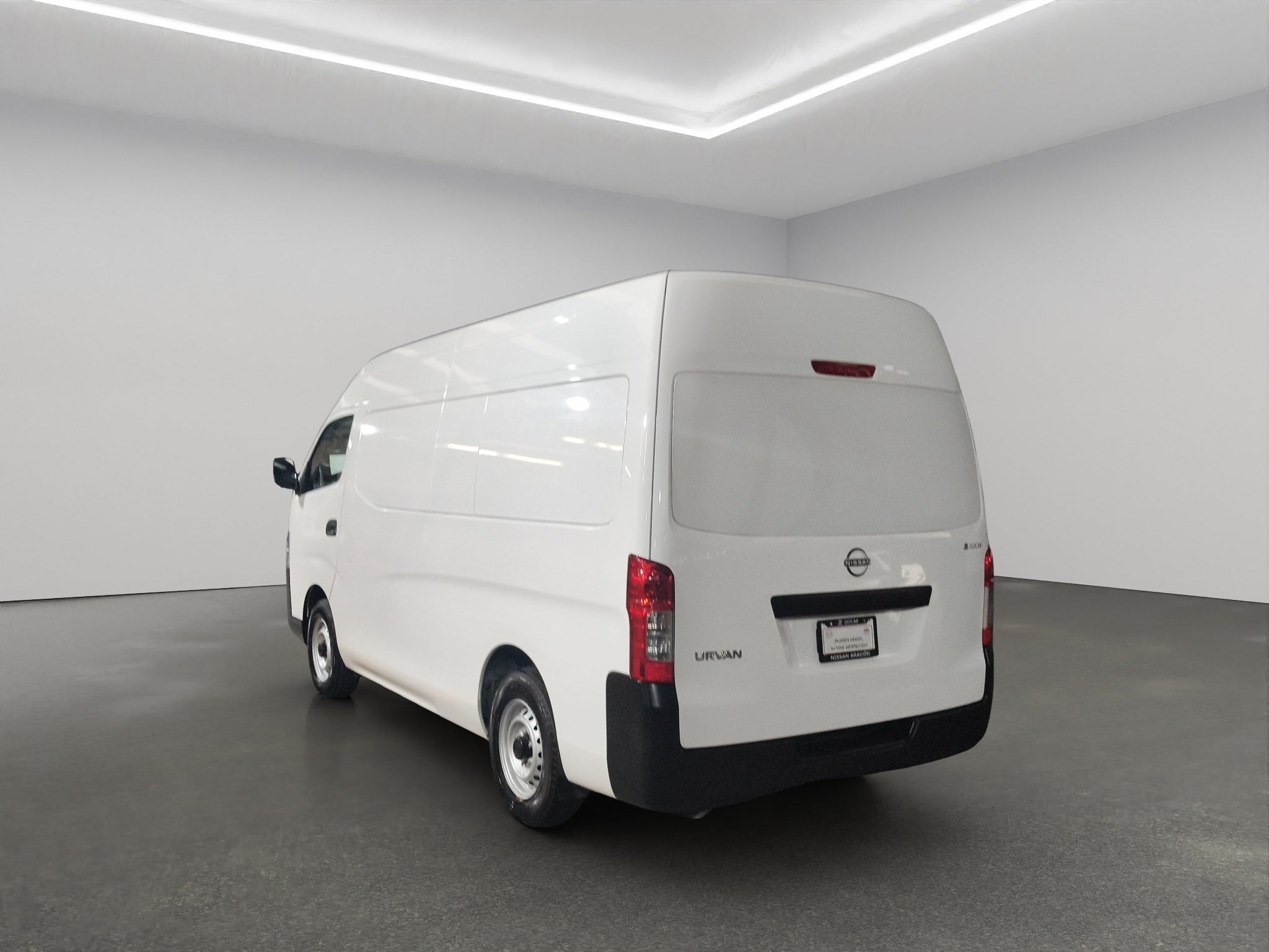2024 Nissan Comerciales Urvan Panel 4 pts. Amplia, TM5, a/ac.
