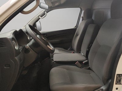 2024 Nissan Comerciales Urvan Panel 4 pts. Amplia, TM5, a/ac.