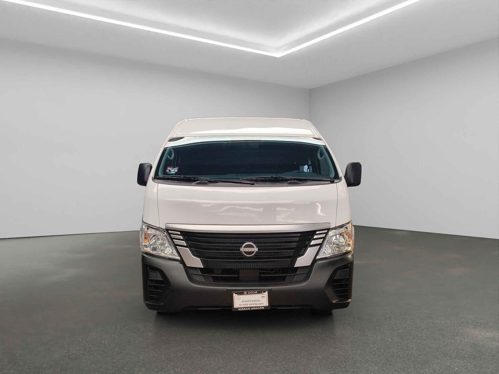 2025 Nissan Comerciales Urvan Panel 4 pts. Amplia, TM5, a/ac.
