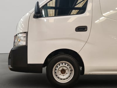 2025 Nissan Comerciales Urvan Panel 4 pts. Amplia, TM5, a/ac.