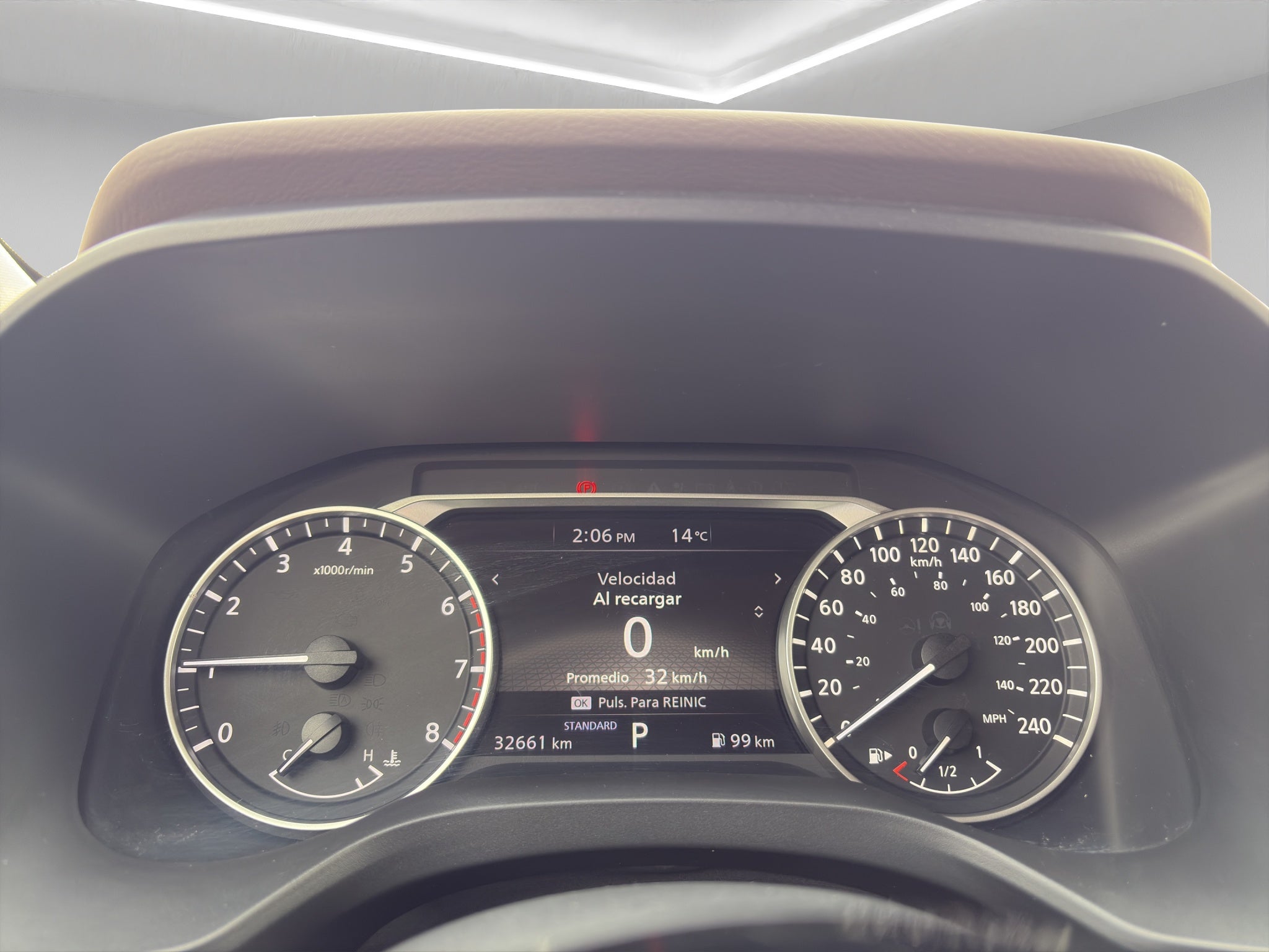 2024 Nissan X-Trail VUD 5 pts. Exclusive, TA, piel, RA-18